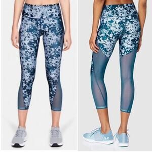 Under Armour Capri Leggings Womens M Blue Camo Mesh Cropped Athleisure Gym